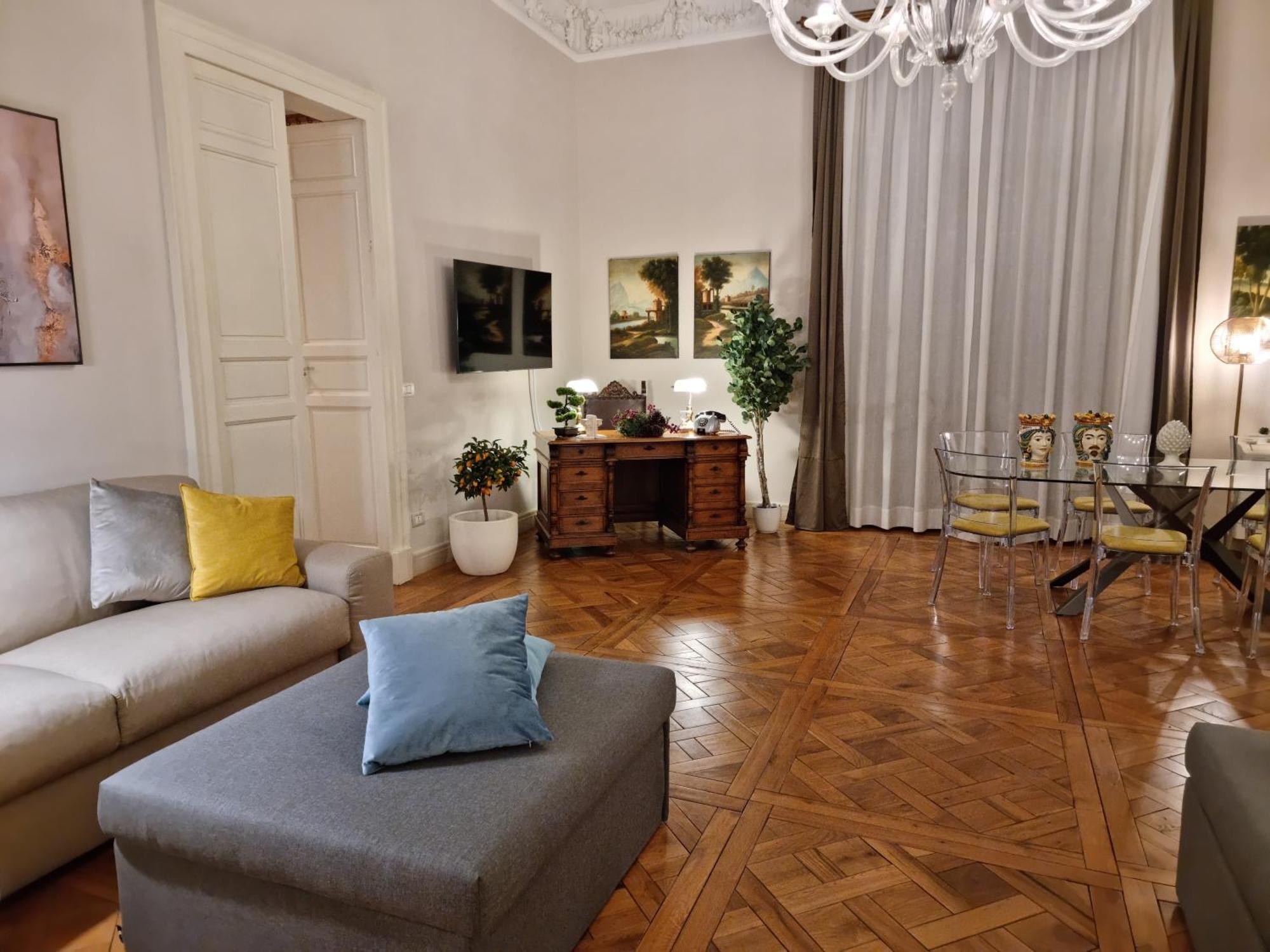 Luxury Historic Residence With Heated Pool Near Catania, Taormina, The Sea And Mount Etna Giarre Exterior photo